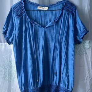 🌺🌺 FADED GLORY Light Blue Peasant Blouse.